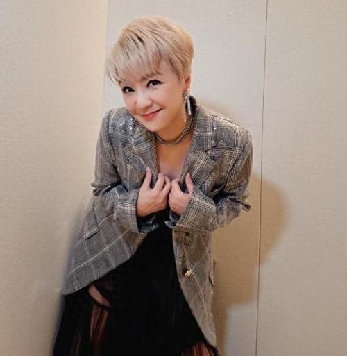 陈慧娴属什么生肖属相（陈慧娴属什么生肖🤔揭晓！）