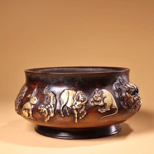 古玩十二生肖属相铜器（古玩十二生肖属相铜器鉴别指南）