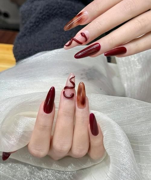 生肖属相美甲(新手做生肖属相美甲选什么颜色)