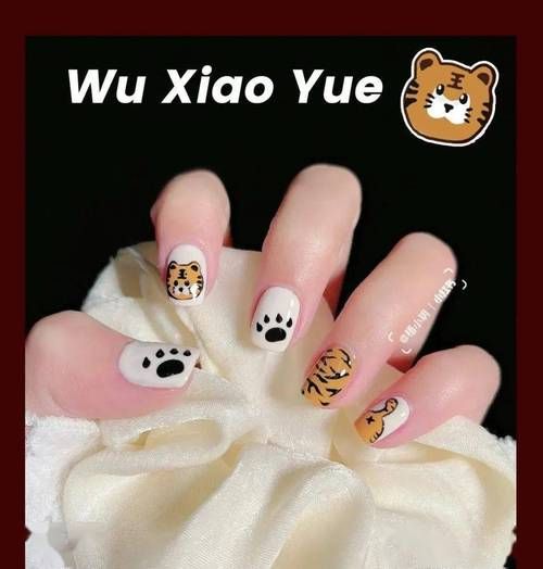 生肖属相美甲(新手做生肖属相美甲选什么颜色)