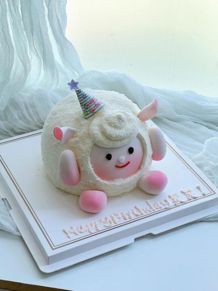 生肖羊属相蛋糕图片（属羊生日蛋糕图片大全简约可爱）