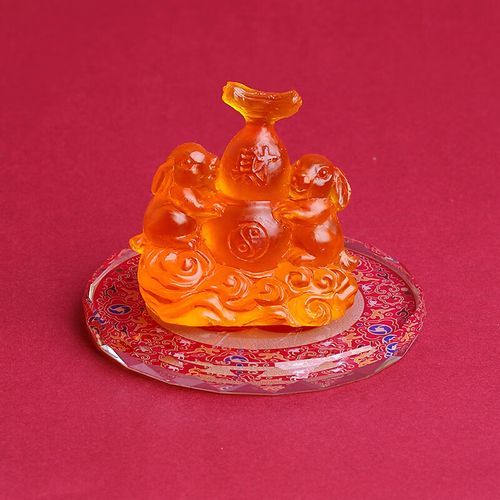 看花是什么属相的生肖（2025年看花是属猪的吉祥生肖吗？）