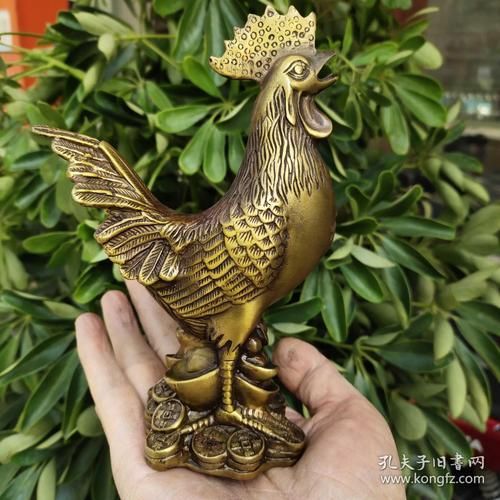 属相鸡生肖摆件铜钱好吗（属鸡人铜钱摆件风水效果好吗）