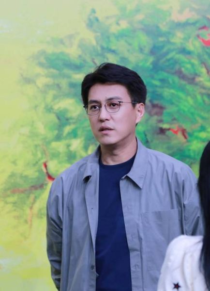 靳东什么生肖属相（靳东属什么生肖？一篇给你讲透）