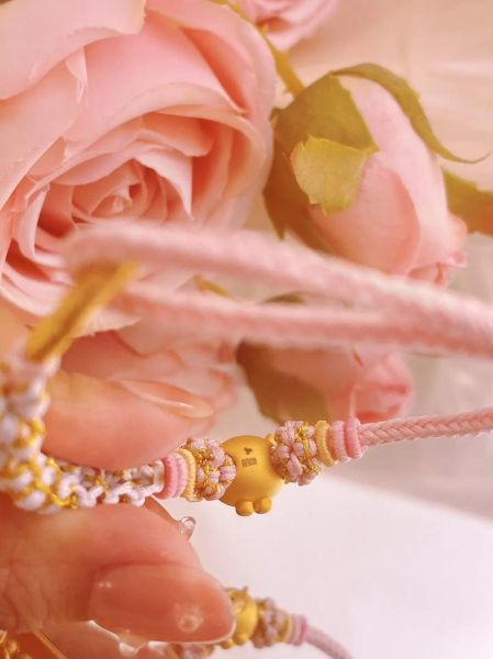 属相羊手链 生肖黄金(属羊戴哪只手黄金手链最招好运?)