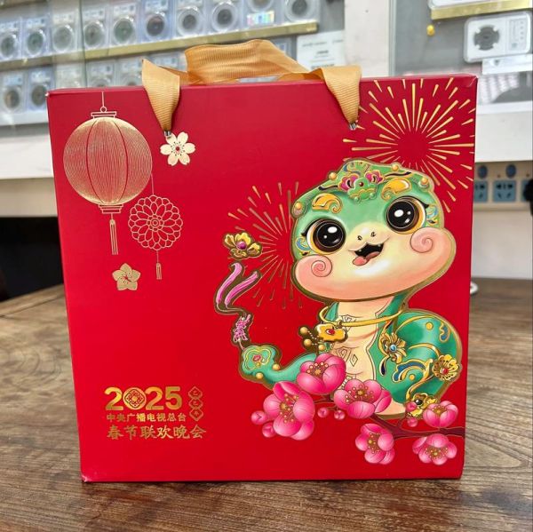 生肖属相钱袋（2025年本命年生肖钱袋怎么选？）