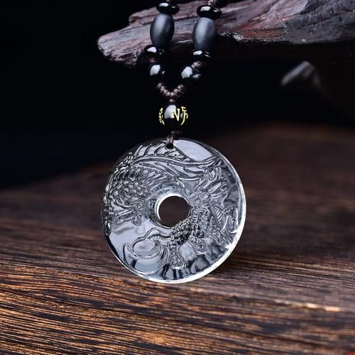 生肖龙佩戴什么属相最好（生肖龙戴什么属相吊坠最好？）