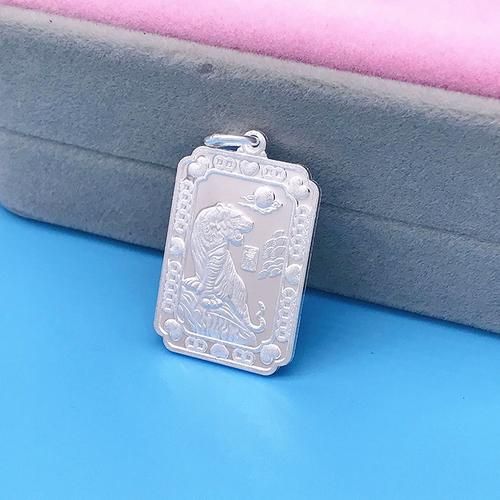 雪花生肖属相是什么