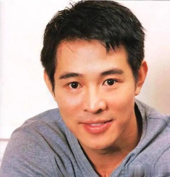 李连杰生肖属相（李连杰生肖属相是什么？）