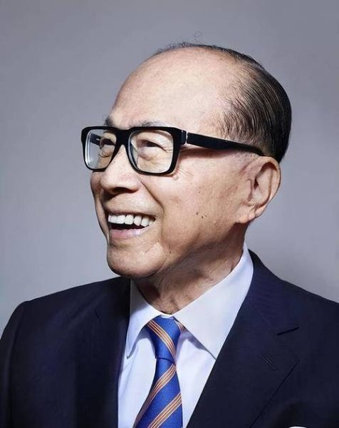 李嘉诚属相什么生肖（李嘉诚属相是什么生肖？）