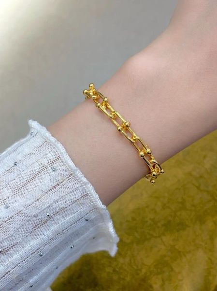 生肖属相马黄金手链好吗（生肖马戴黄金手链真的好吗）