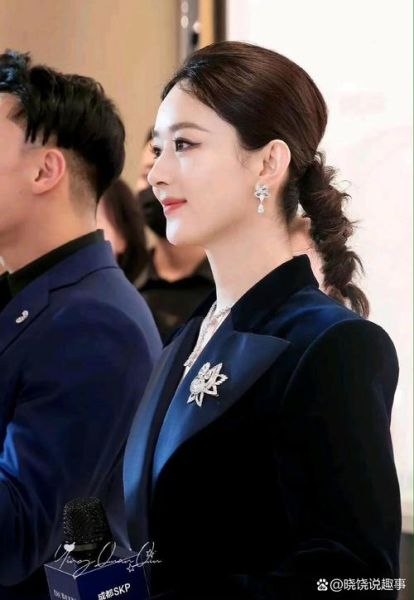 赵丽颖生肖属相兔（赵丽颖属兔吗她到底属啥？）