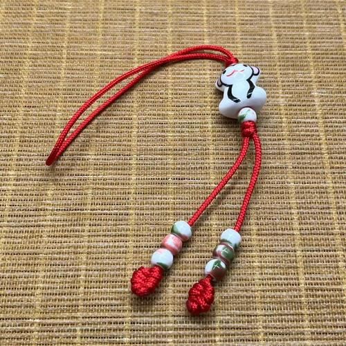 陶瓷生肖属相挂件（陶瓷生肖挂件哪里买最靠谱）