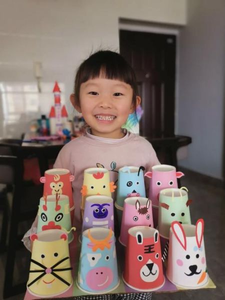 纸杯做生肖属相教程视频（纸杯十二生肖做法视频新手一看就会）