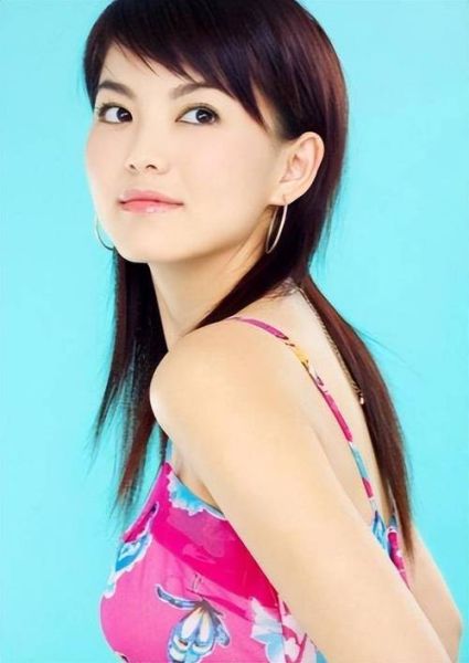 李湘属什么生肖属相（李湘生肖揭秘：她到底属什么？）