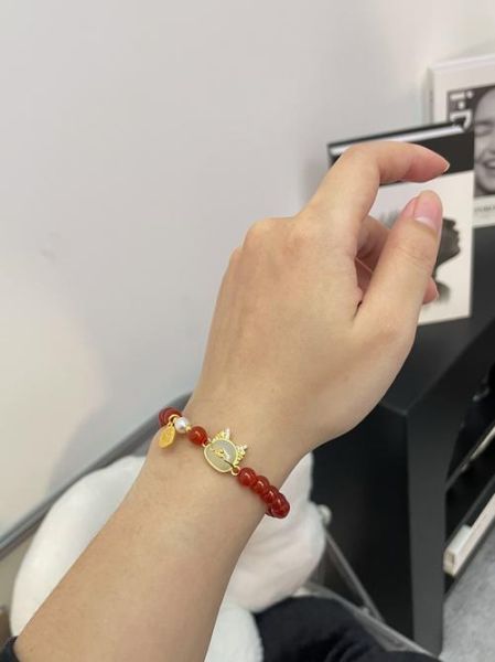 生肖属相手链闺蜜（本命年闺蜜款生肖手链怎么选）