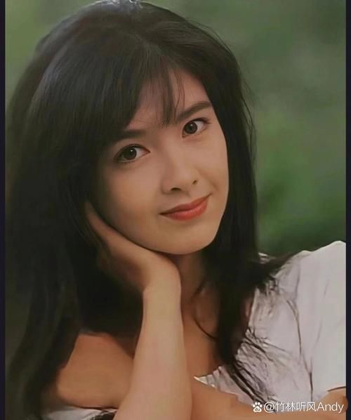 周慧敏属什么生肖属相（周慧敏属什么生肖属相详细解析）