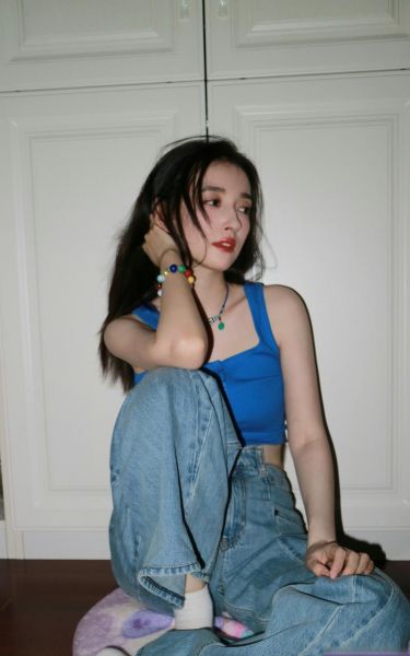 康宁女演员生肖属相（康宁女演员属什么生肖）