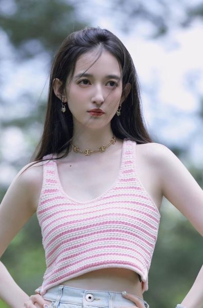 康宁女演员生肖属相（康宁女演员属什么生肖）