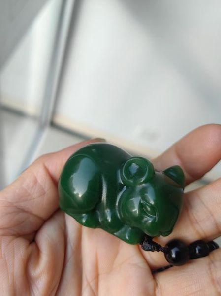 生肖属相吊坠鼠（属鼠生肖佩戴什么吊坠最招财）