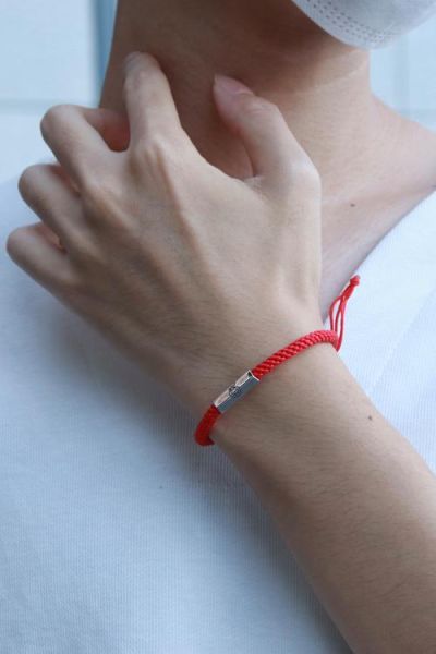 生肖属相佩戴饰物男士（男士生肖本命年带什么最旺运）