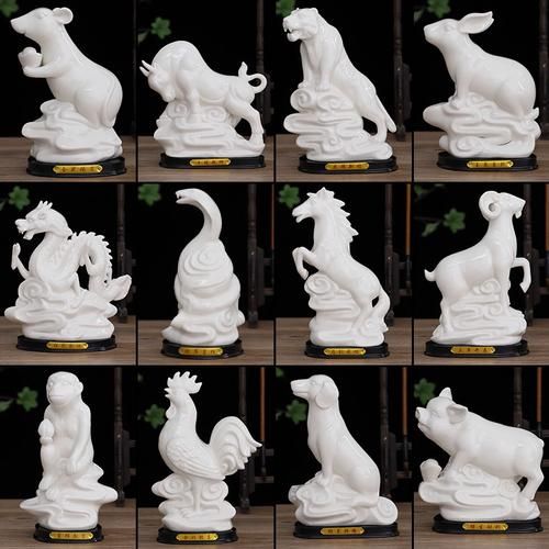 生肖属相家庭摆件(生肖属相家庭摆件风水禁忌大全)