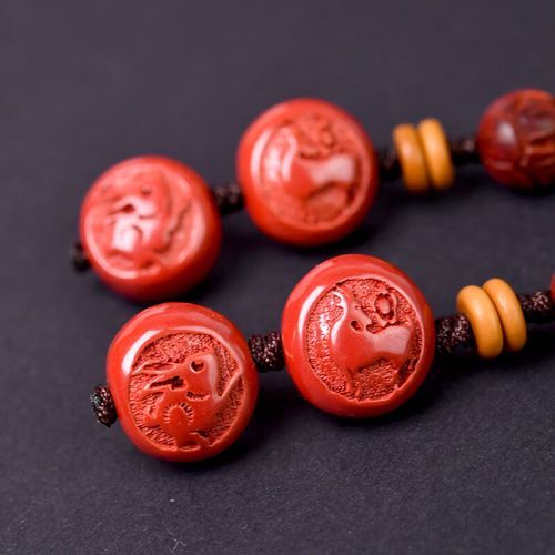 今年属相猪佩戴什么生肖（属猪今年戴兔三合生肖最旺运）