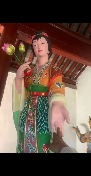 何仙姑有哪些生肖属相（何仙姑属什么生肖最常被猜？）