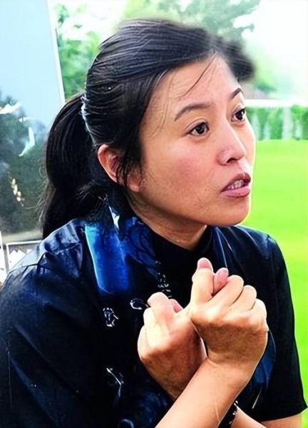 丁嘉丽属相生肖（丁嘉丽属什么生肖？）