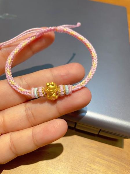 生肖属相手镯手工编织（生肖属相手镯手工编织新手教程）