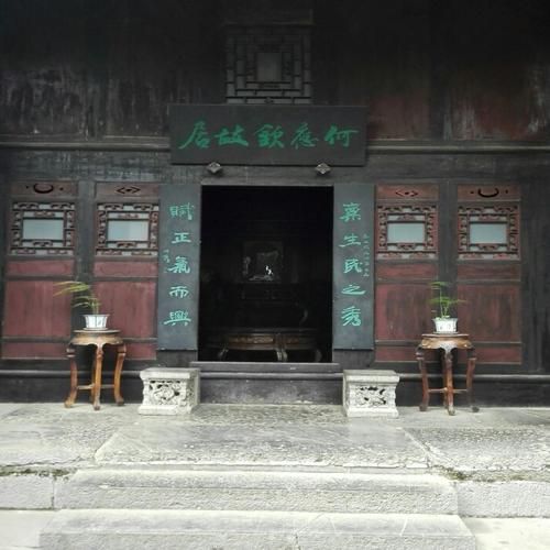 何应钦属什么生肖属相（何应钦生肖属相是什么）