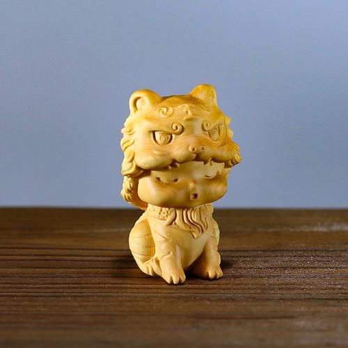 生肖属相手把件定制（生肖手把件定制多少钱）