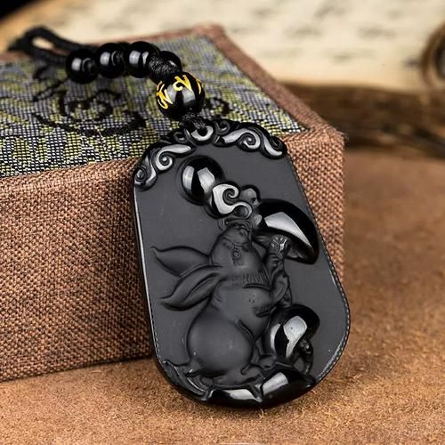 属相佩戴什么生肖（属兔佩戴什么生肖吉祥物最好？）