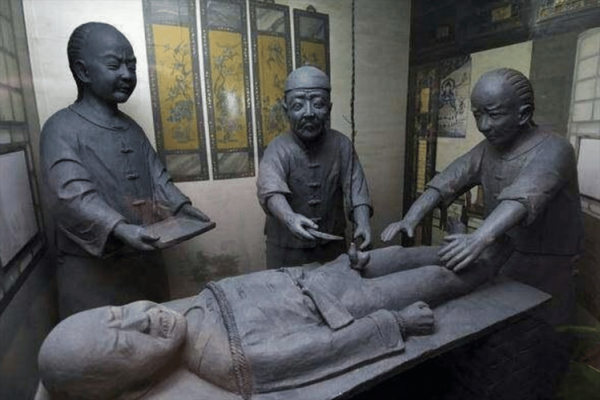 太监生肖属相（太监是哪个生肖？揭秘清宫阉人属相真相）