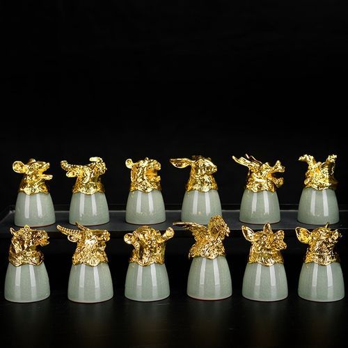 十二生肖属相酒具图片(十二生肖属相酒具图片哪里找?)